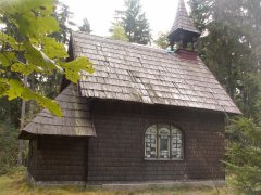 pohled zleva