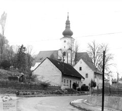 starší foto kostela