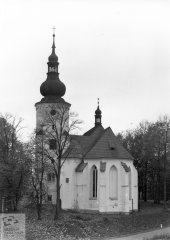 starší foto kostela