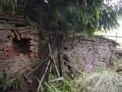 pohled do interiéru - pravá stěna
