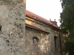 pohled na levou stěnu zezadu