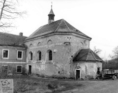 starší foto kaple