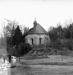 starší foto kostela