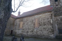pohled zepředu zleva