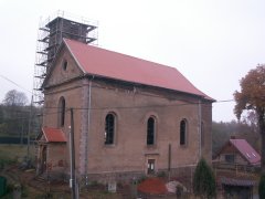 pohled zepředu zprava