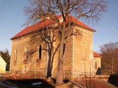 pohled zezadu zprava
