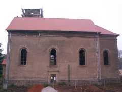 pohled zprava