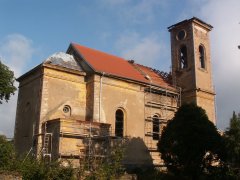 pohled zezadu zleva