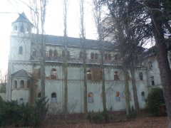 pohled zprava