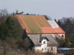 pohled zepředu zprava