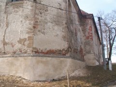 pohled zezadu zleva