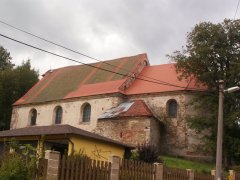 pohled zprava
