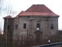 pohled zleva