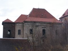 pohled zleva