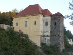 pohled zezadu zprava