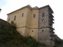 pohled zezadu zprava