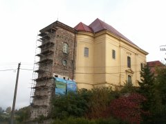 pohled zezadu zleva