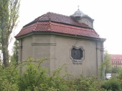 pohled zezadu zleva