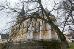 pohled zezadu zprava