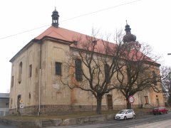 pohled zezadu zleva