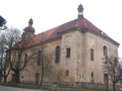 pohled zezadu zprava