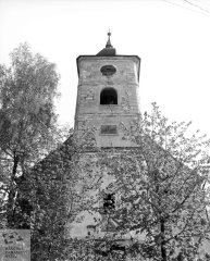 průčelí kostela