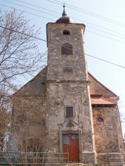 průčelí kostela