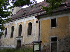 pohled na pravou stěnu zezadu
