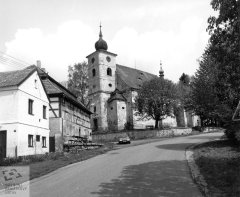 starší foto kostela