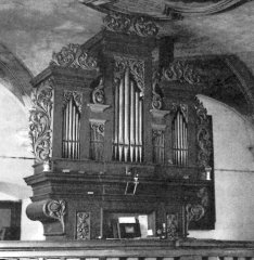 kruchta s varhanami