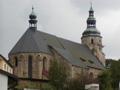 pohled zezadu zleva