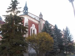 pohled zezadu zleva