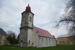 pohled zepředu zprava