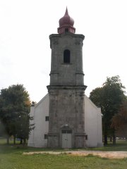průčelí kostela