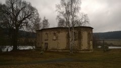 pohled zezadu zprava