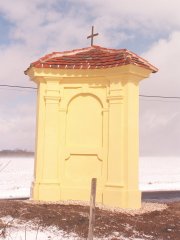 pohled zezadu zleva