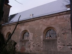 pohled zleva