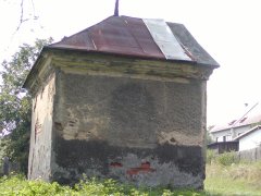 pohled zezadu zleva