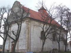 pohled zepředu zprava