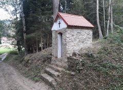 pohled zepředu zprava