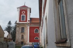 pohled zprava