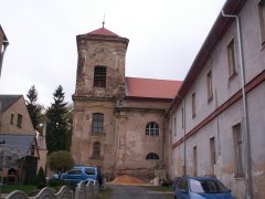 pohled na přední část zprava