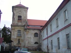 pohled zprava