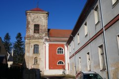pohled zprava