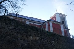 pohled zezadu zleva