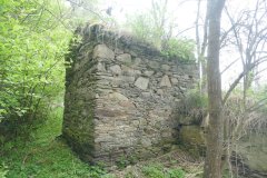 pohled zezadu zleva