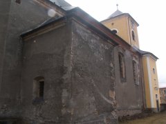 pohled zezadu zleva