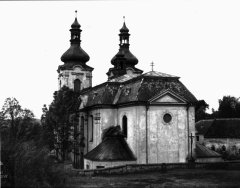 starší foto kostela
