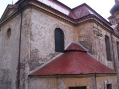 pohled zezadu zleva
