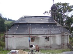 pohled zezadu zleva